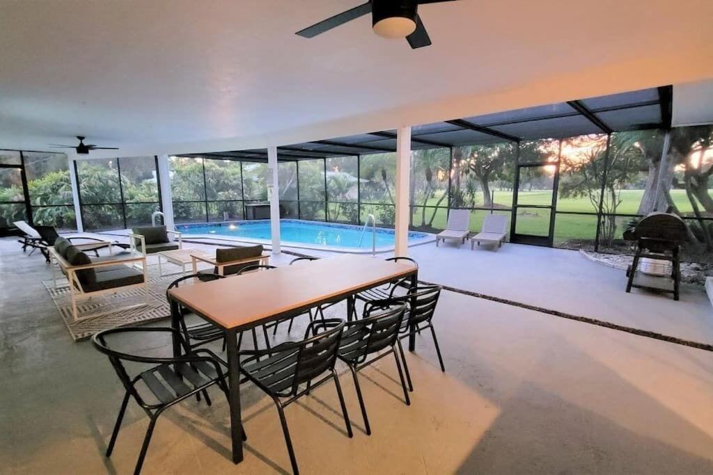 Remodeled 4Br Pool Home / Golf View/Near Beaches Sarasota Exteriör bild